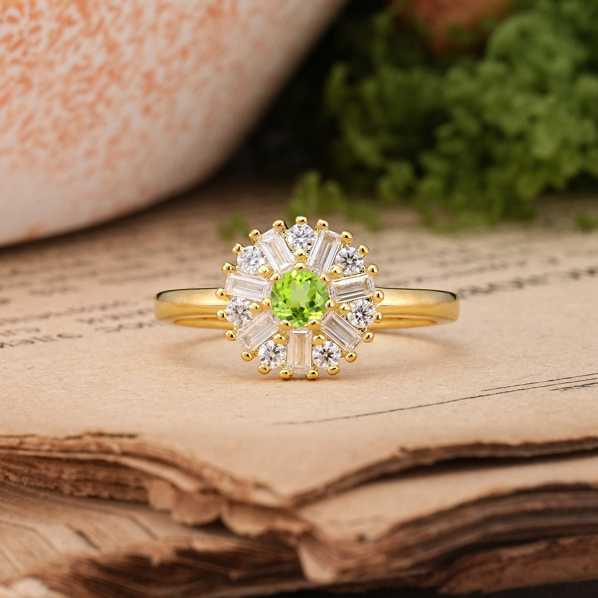Round Cut Peridot Classic Luxury 7-Prong Engagement Ring