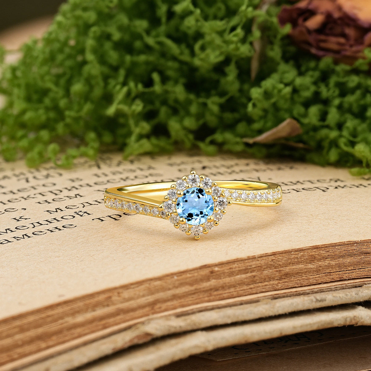 Round Cut Aquamarine Classic Pavé-Set, Luxurious 4-Prong Engagement Ring