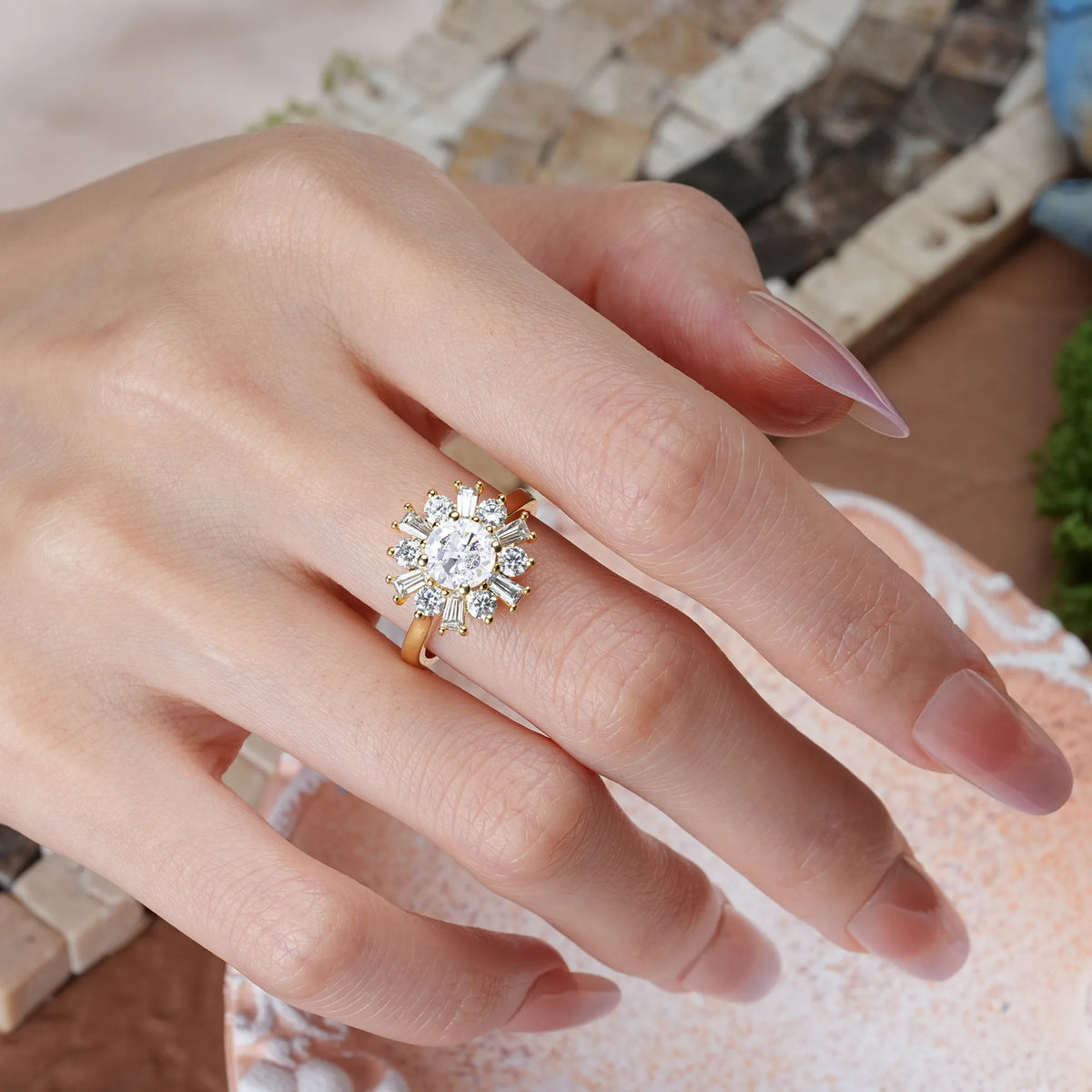 Round Cut Moissanite Unique Luxurious 4-Prong Engagement Ring