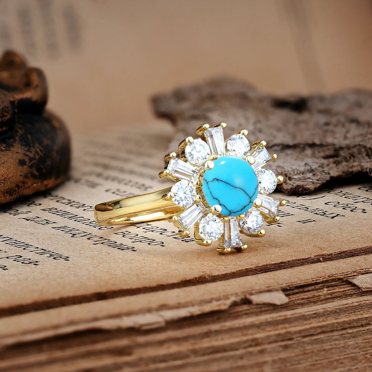 Unique Luxurious 4-Prong Round Cut Turquoise Engagement Ring