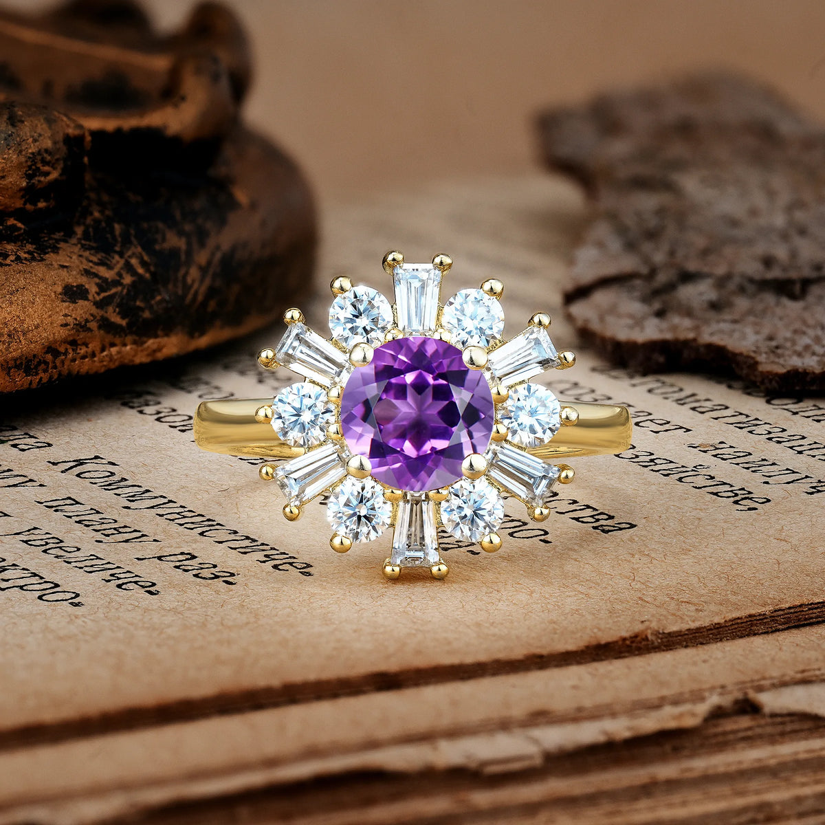 Unique Luxurious 4-Prong Round Cut Amethyst Engagement Ring