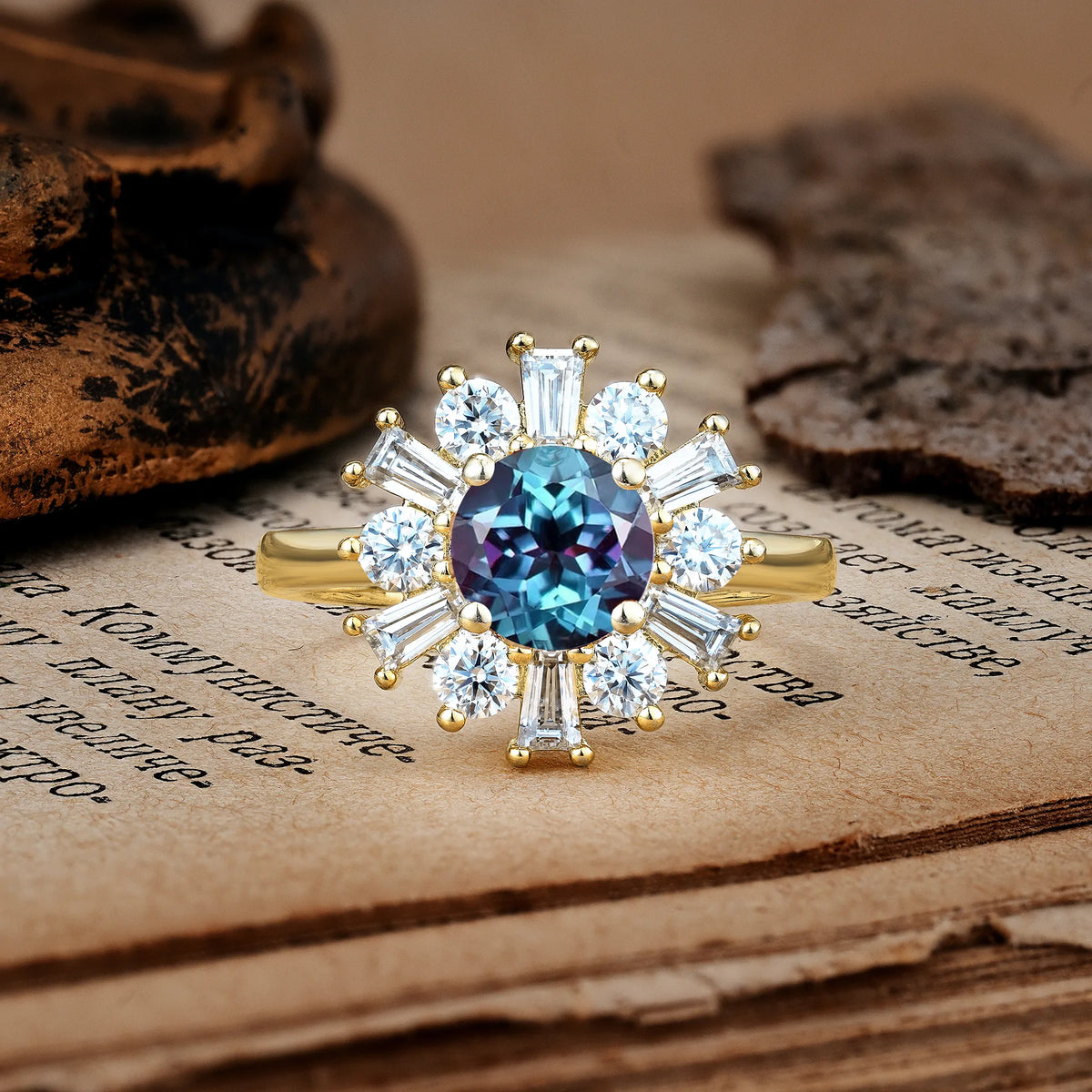 Unique Luxurious 4-Prong Round Cut Alexandrite Engagement Ring