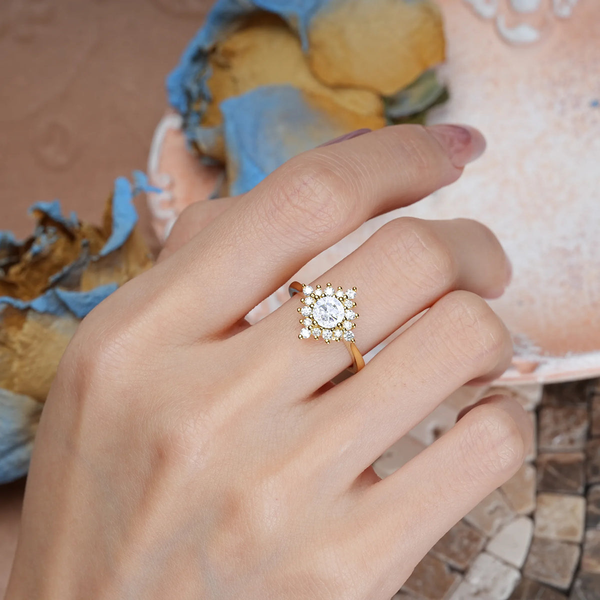 Round Cut Moissanite Distinctive 4 Prong Engagement Ring