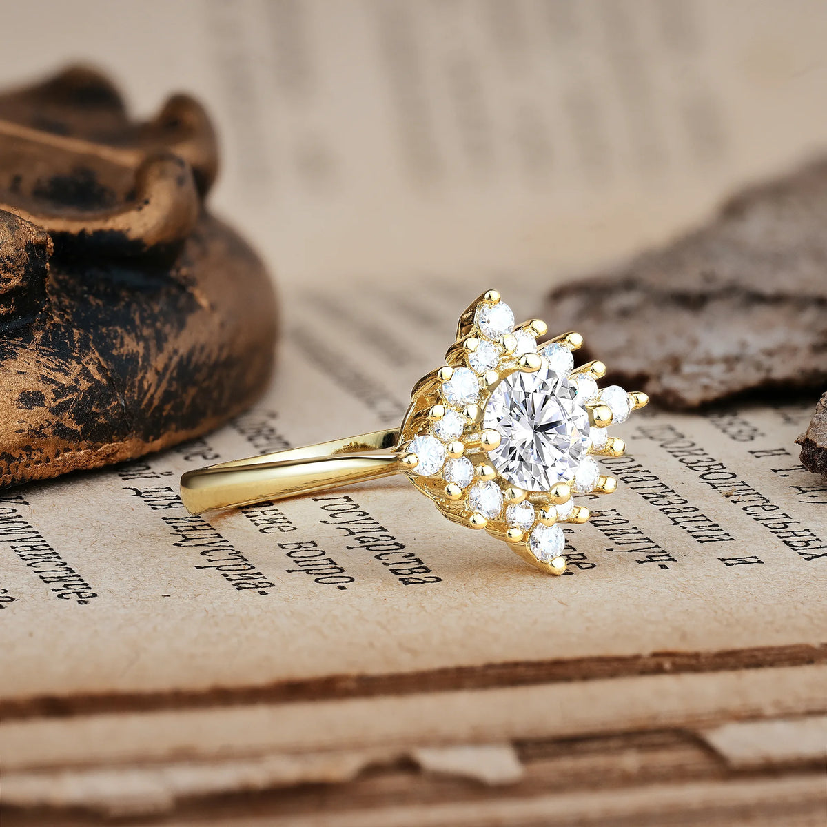 Distinctive 4 Prong Round Cut Lab Diamond Engagement Ring
