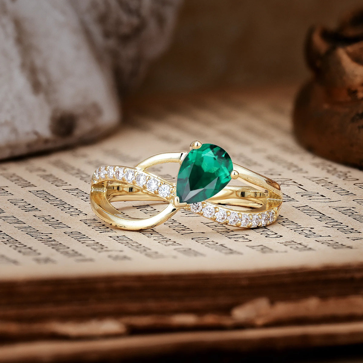 Classic Twisted 3-Prong Pear Cut Emerald Engagement Ring