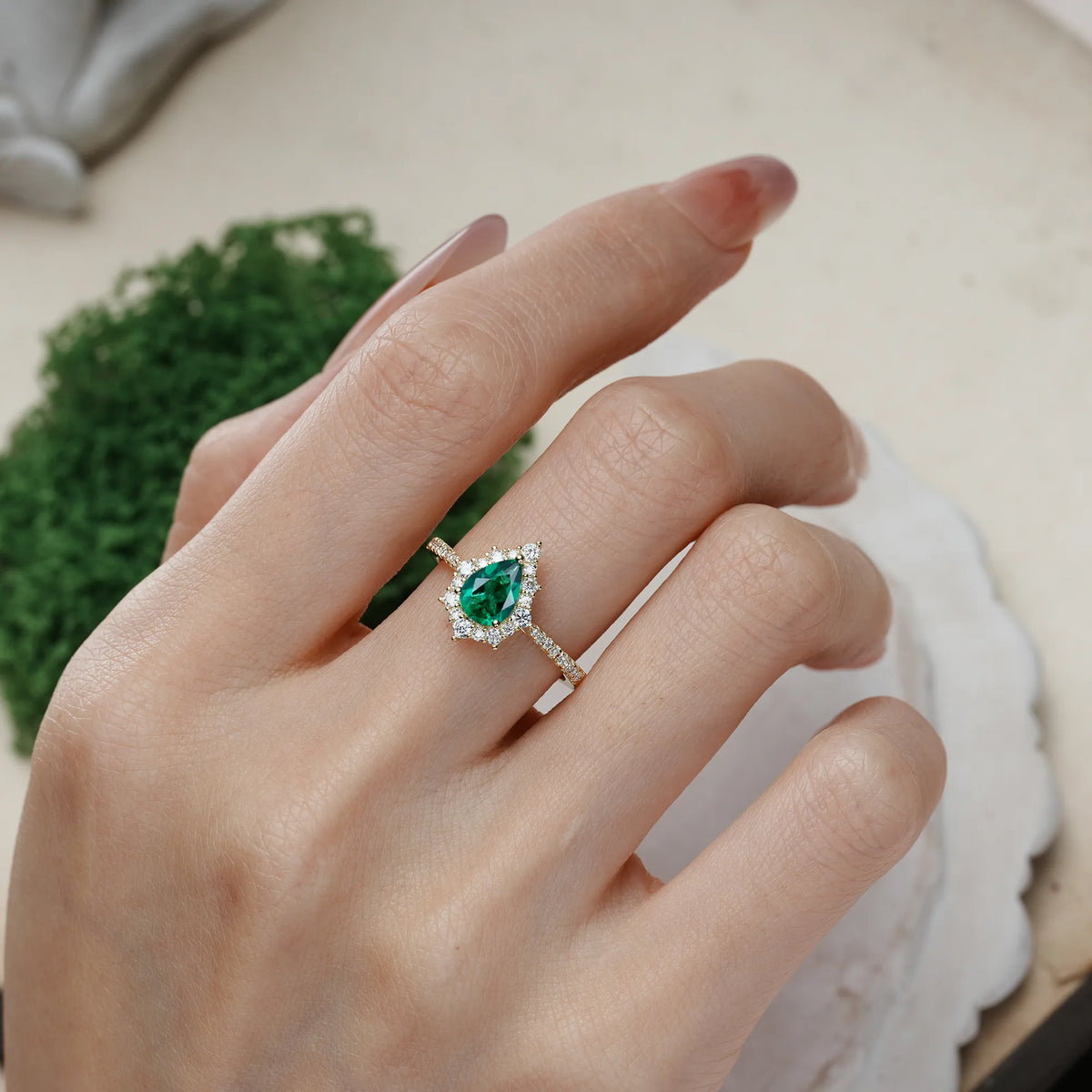 Pear-Cut Emerald Classic Pavé-Set, Luxurious 3-Prong Engagement Ring