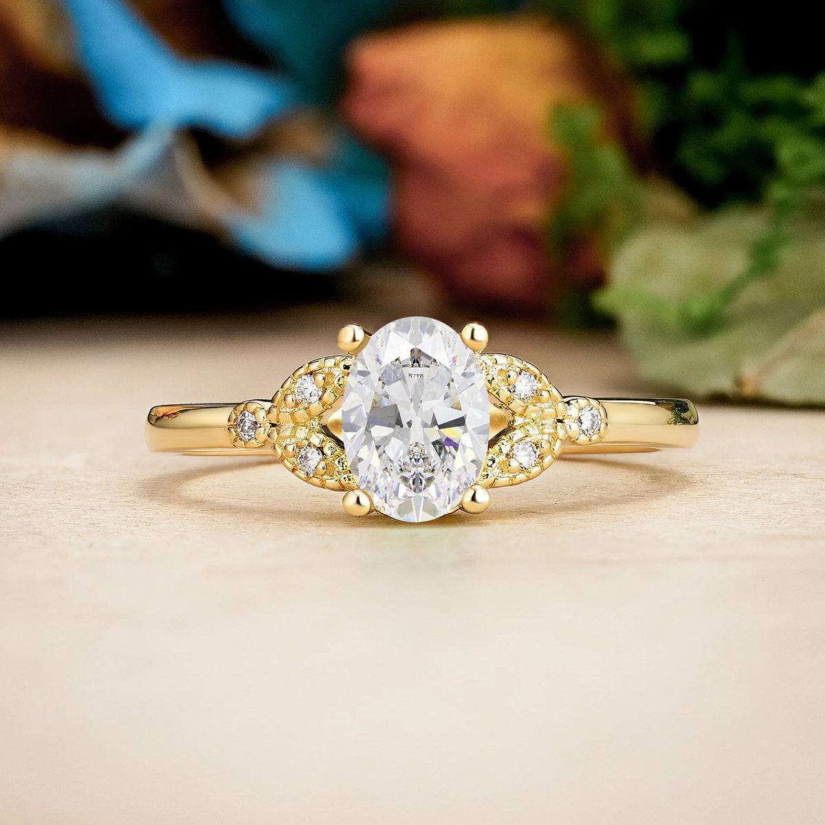 Oval Cut Moissanite Luxurious 4-Prong Engagement Ring
