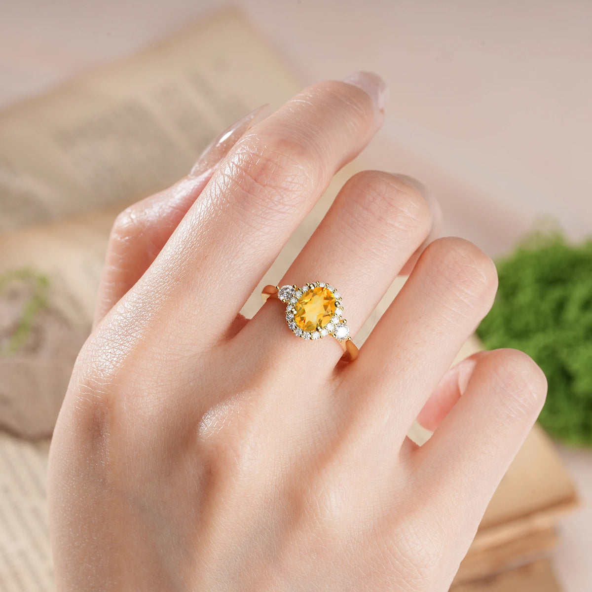 Oval Cut Citrine Classic Luxury 4-Prong Engagement Ring