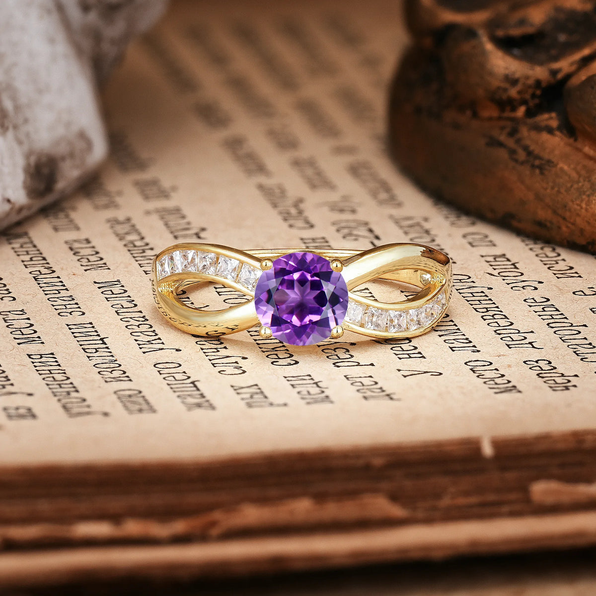Elegant Continuous Princess Side Gem Infinity Loop Round Cut Amethyst Engagement Ring