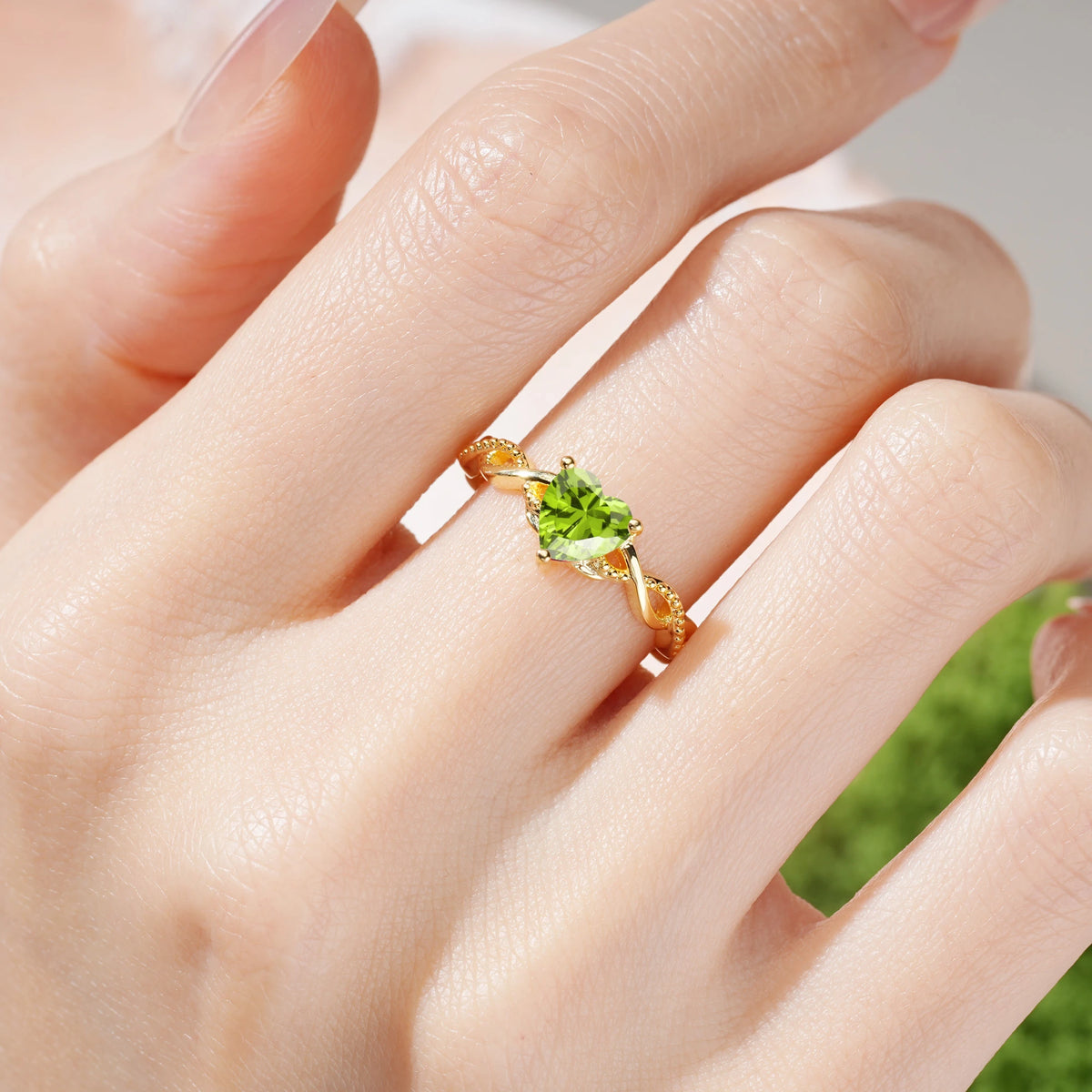 Heart-Cut Peridot Classic Twisted 3-Prong Engagement Ring