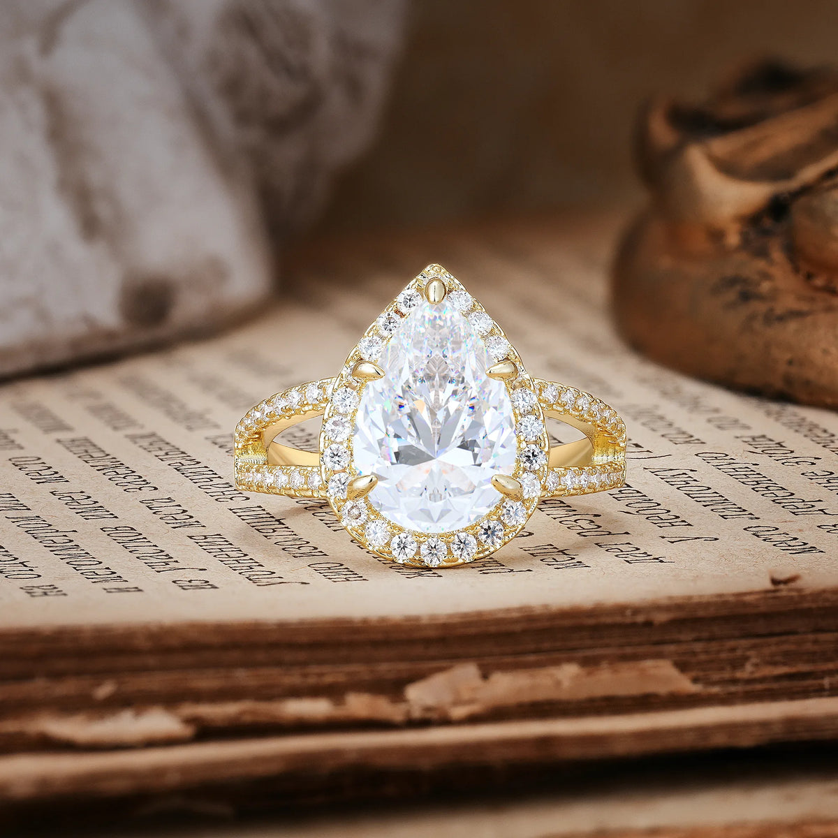 Classic Double-Row Diamond, Luxurious 5-Prong Pear Cut Moissanite Engagement Ring