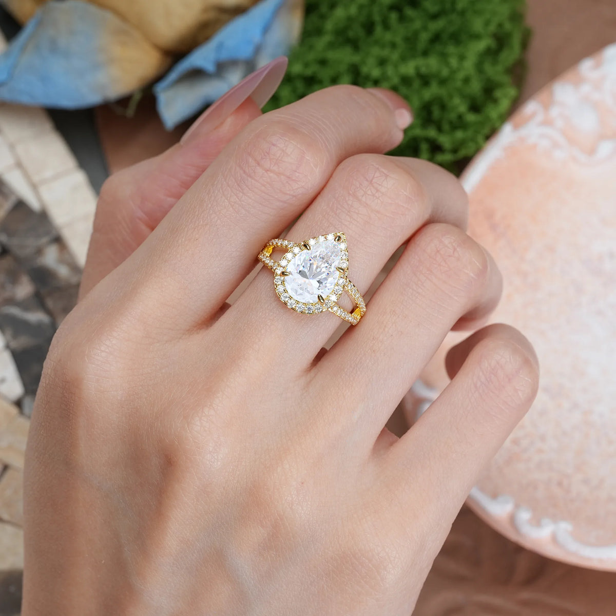 Pear Cut Moissanite Classic Double-Row Diamond, Luxurious 5-Prong Engagement Ring