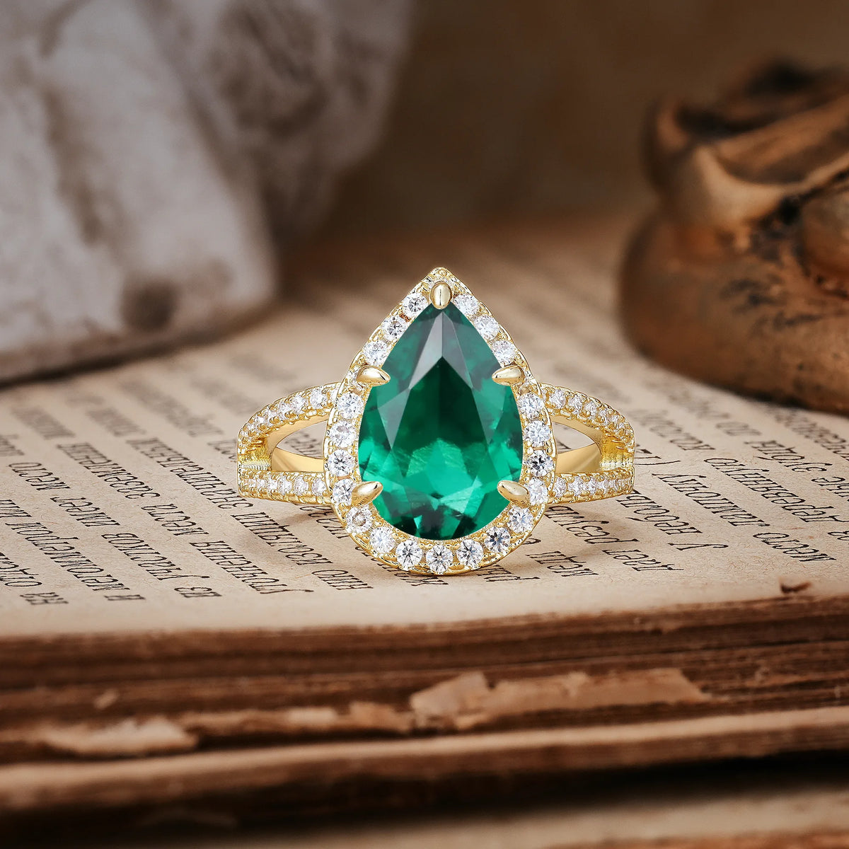 Classic Double-Row Diamond, Luxurious 5-Prong Pear Cut Emerald Engagement Ring