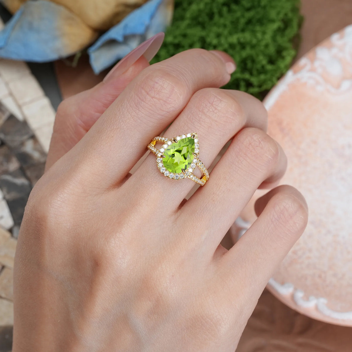 Pear Cut Peridot Classic Double-Row Diamond, Luxurious 5-Prong Engagement Ring