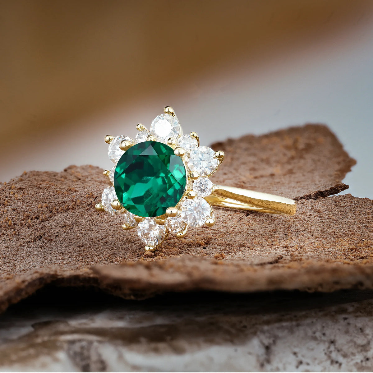 Luxurious Flower-Shaped 12-Prong Round Cut Emerald Engagement Ring