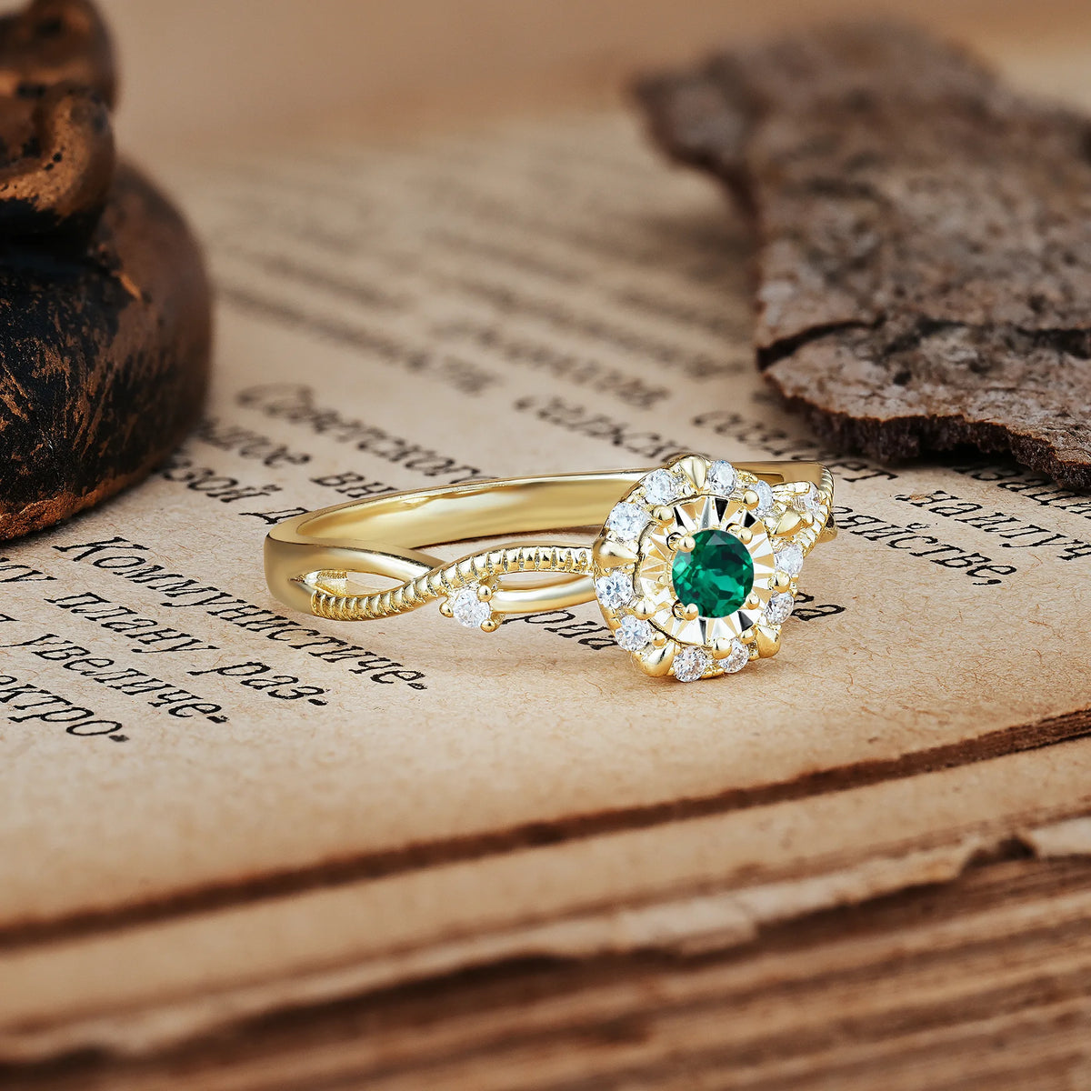 Unique, Luxurious, Twisted 4-Prong Round Cut Emerald Engagement Ring