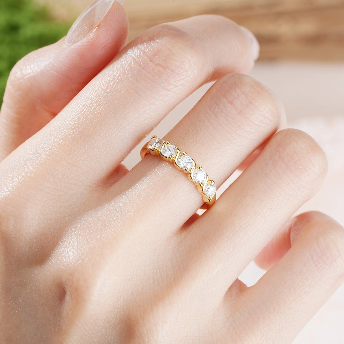 Round Cut Moissanite Luxurious Pavé-Set Diamonds, Classic 2-Prong Wedding Ring