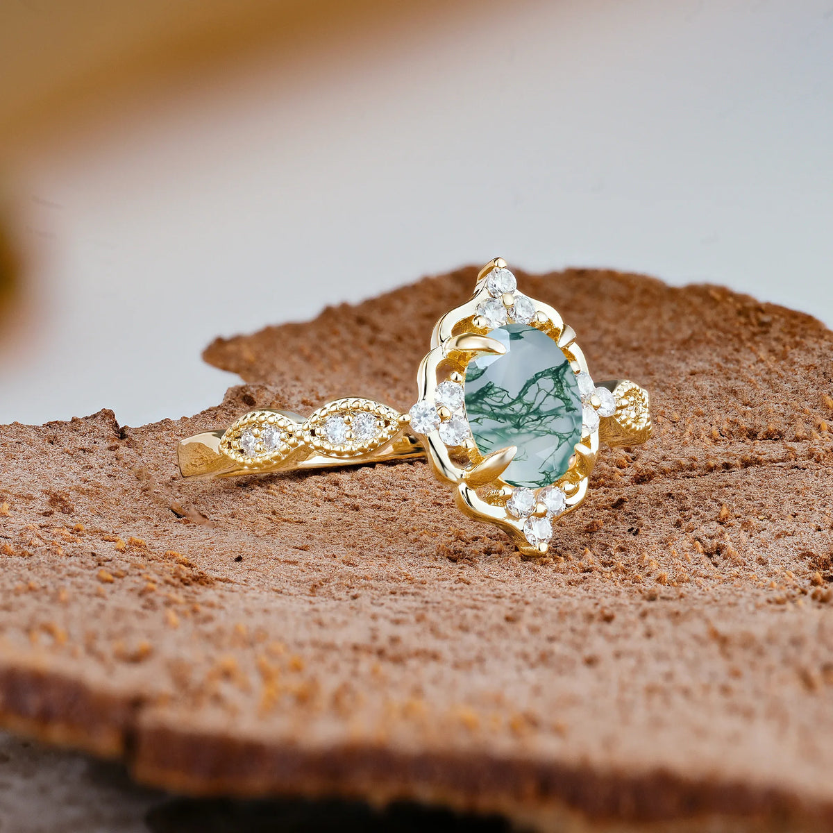 Luxurious Vintage 4-Prong Oval Cut Moss Agate Engagement Ring
