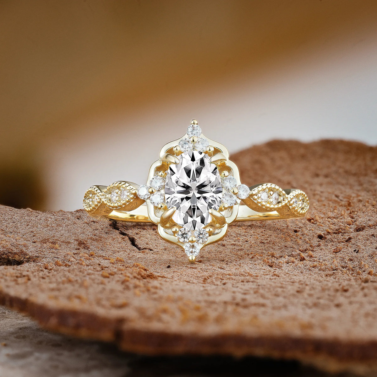 Luxurious Vintage 4-Prong Oval Cut Lab Diamond Engagement Ring
