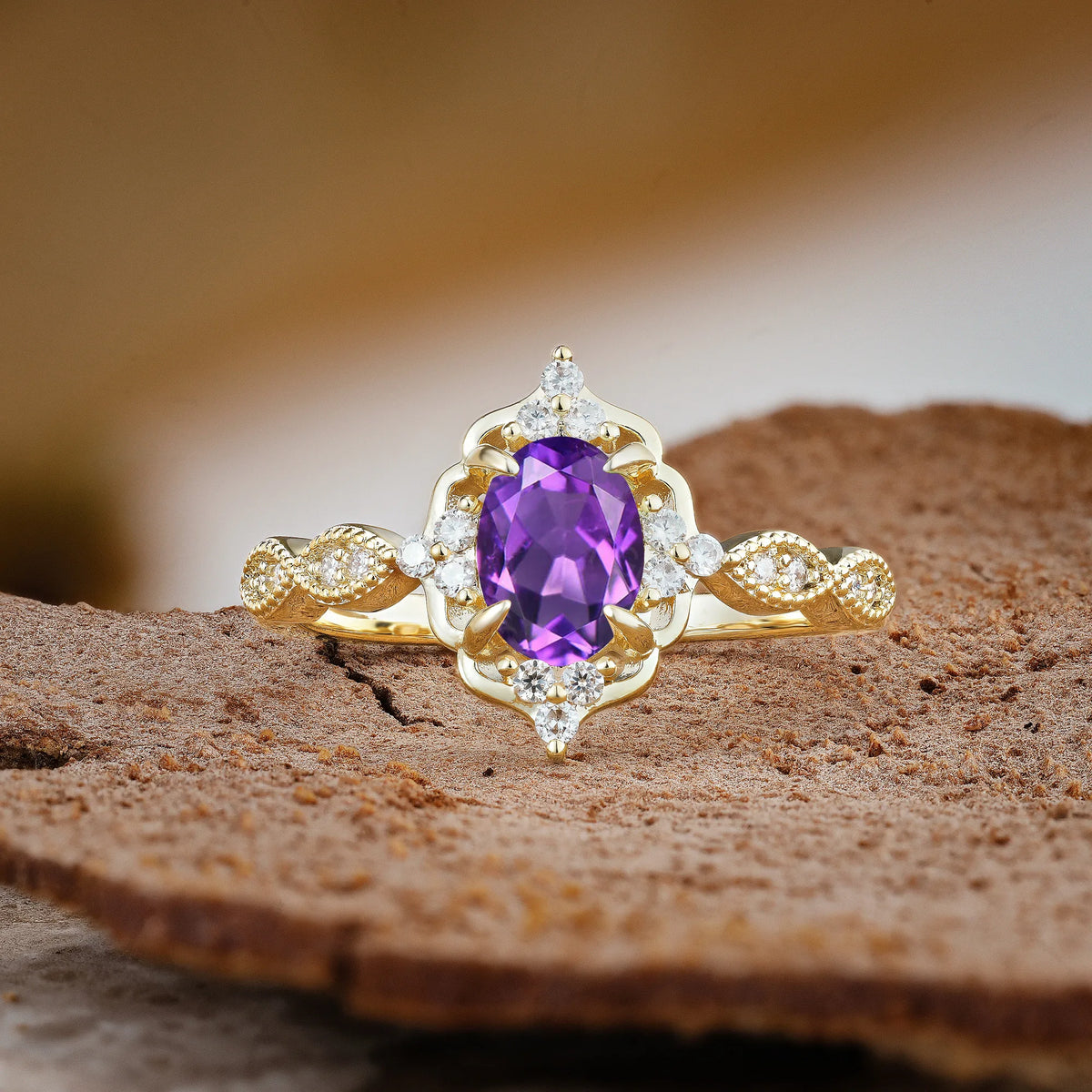 Luxurious Vintage 4-Prong Oval Cut Amethyst Engagement Ring