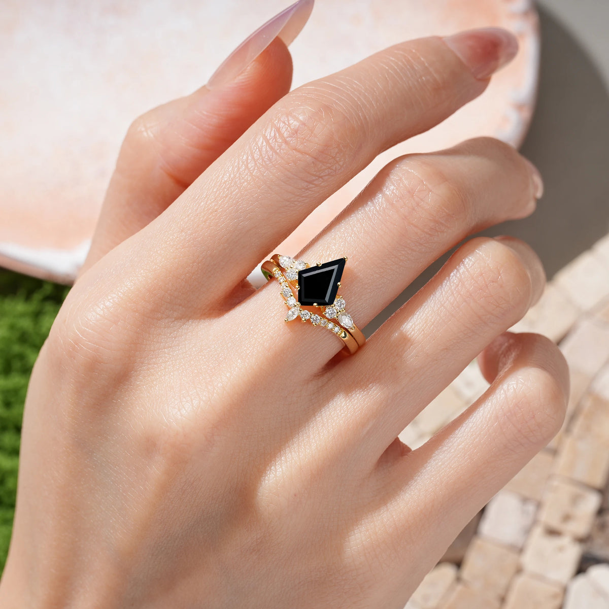 Kite Cut Black Onyx Classic, Luxurious 5-Prong Bridal Ring Set
