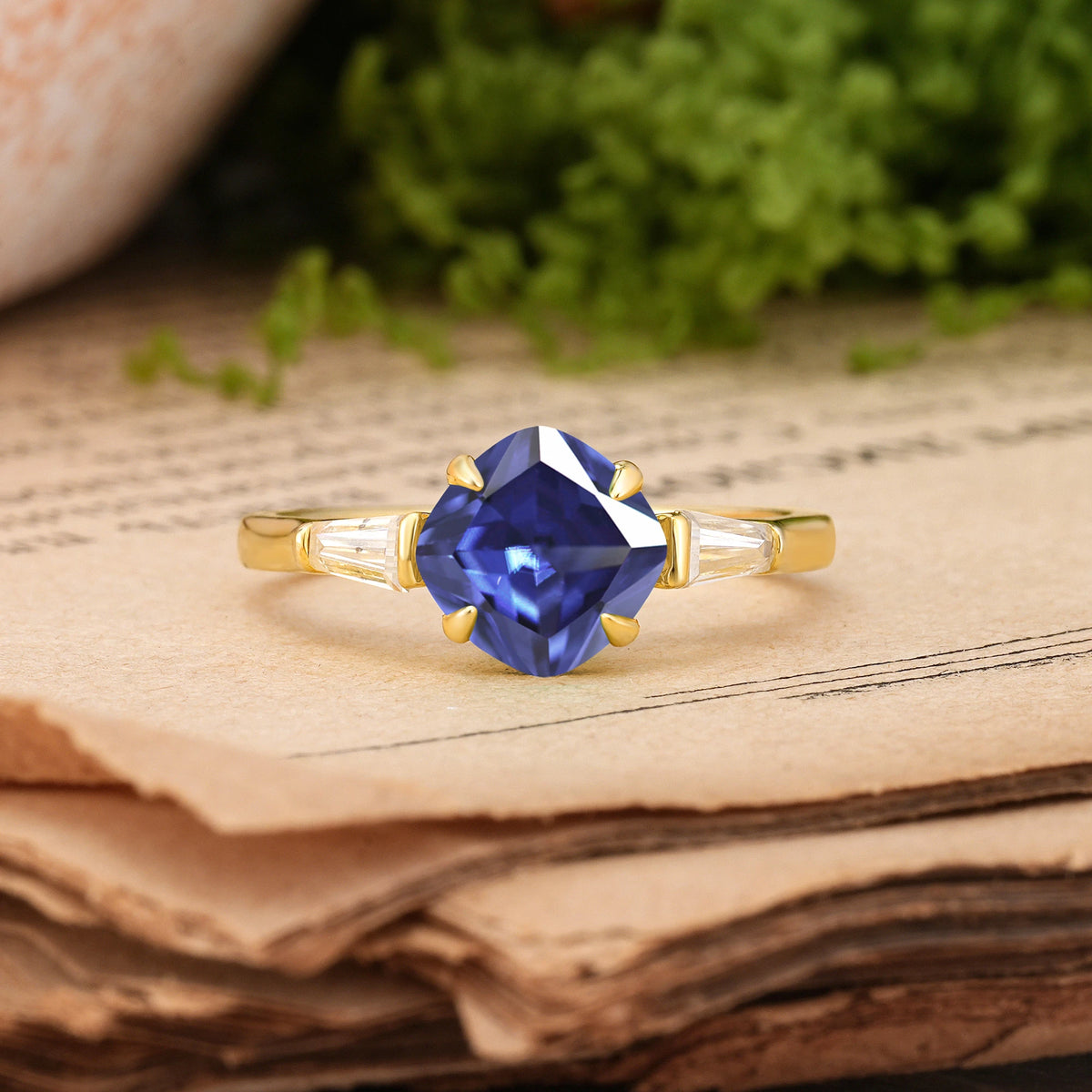 Princess Cut Tanzanite Classic, Minimalist 4-Prong Engagement Ring