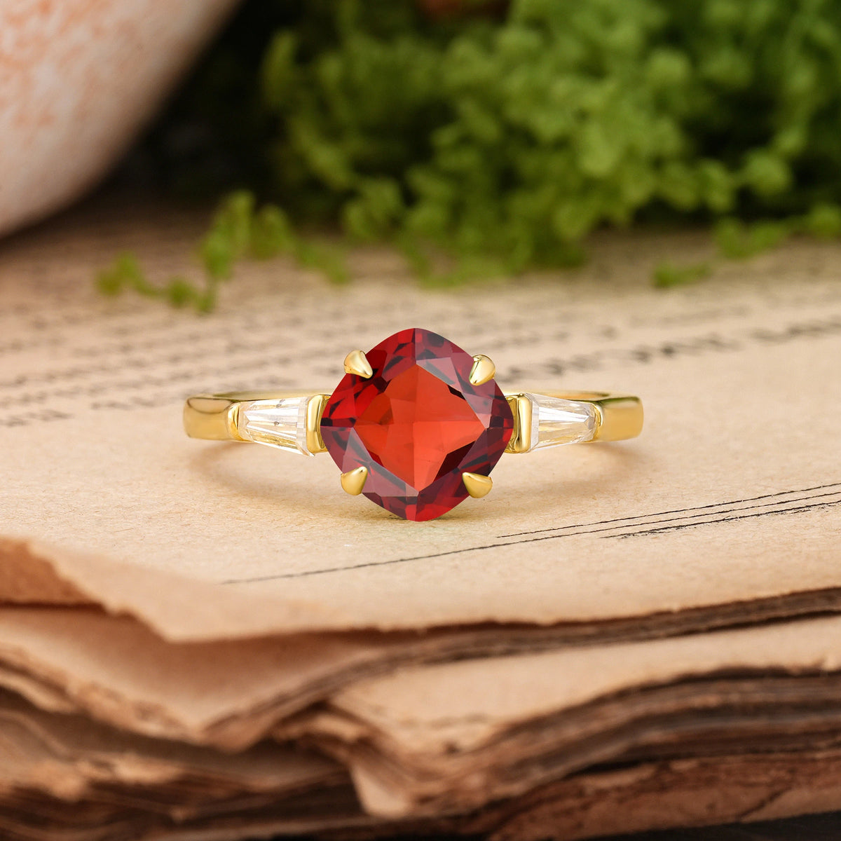 Princess Cut Garnet Classic, Minimalist 4-Prong Engagement Ring