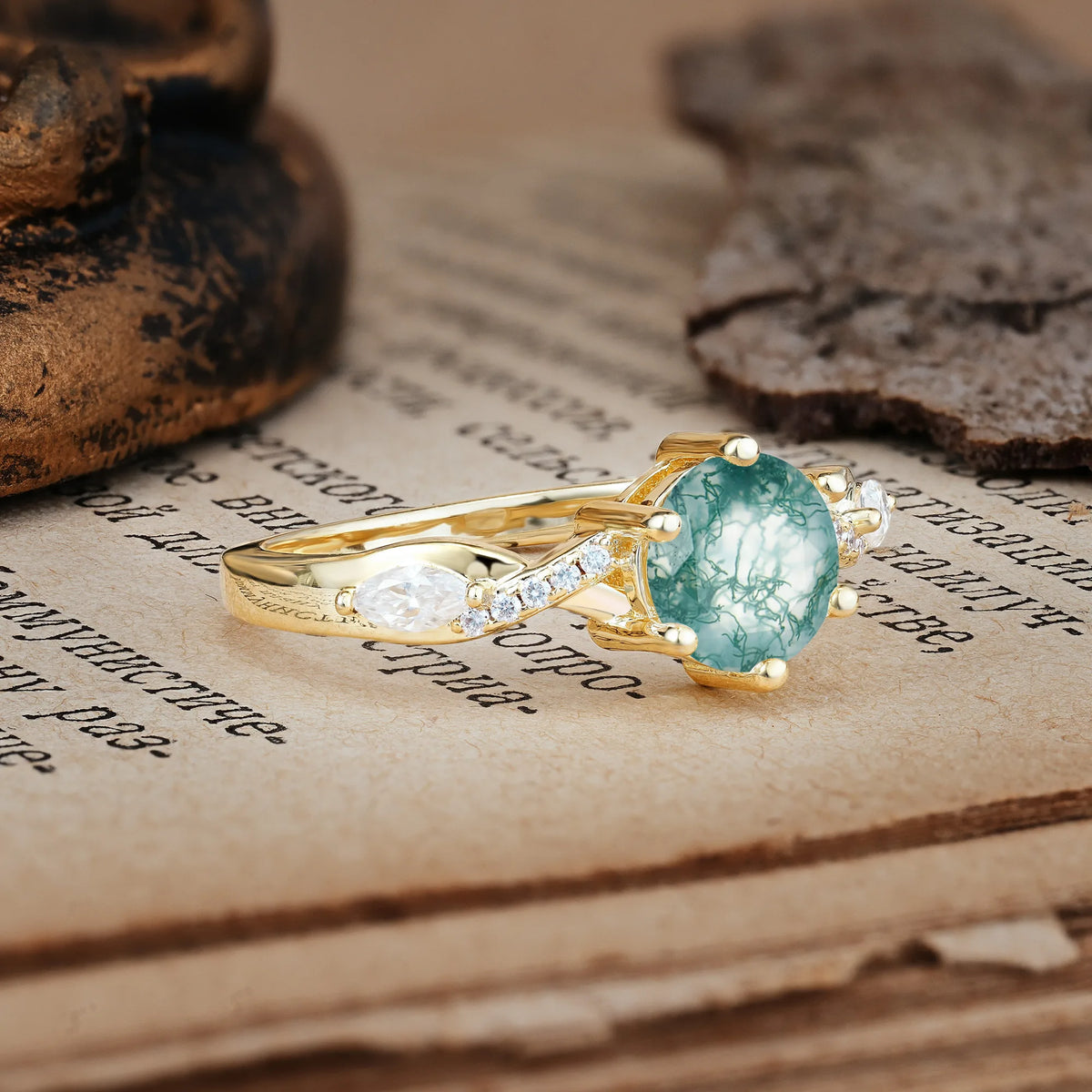 Unique Intertwined 6-Prong Round Cut Moss Agate Engagement Ring