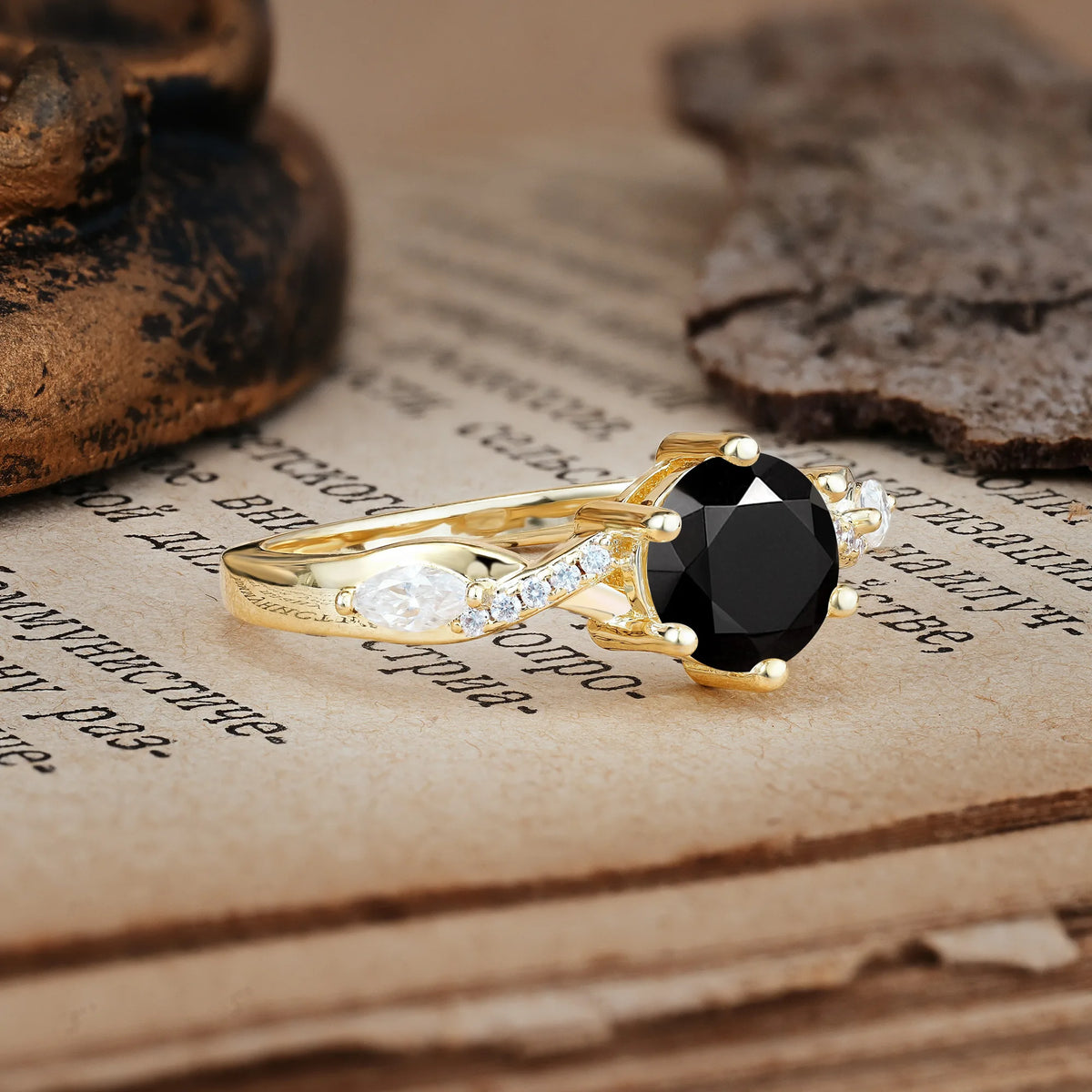 Unique Intertwined 6-Prong Round Cut Black Onyx Engagement Ring