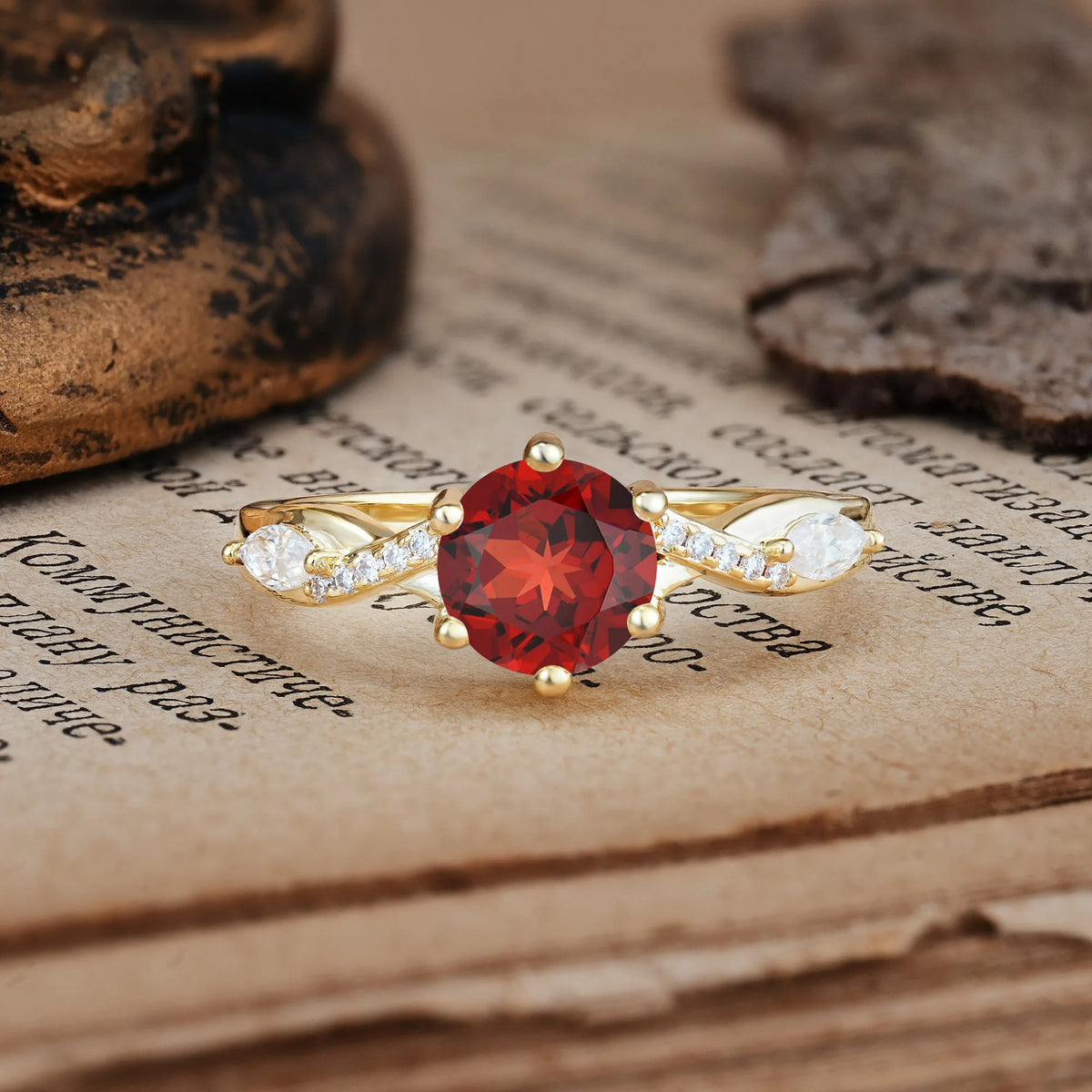 Unique Intertwined 6-Prong Round Cut Garnet Engagement Ring