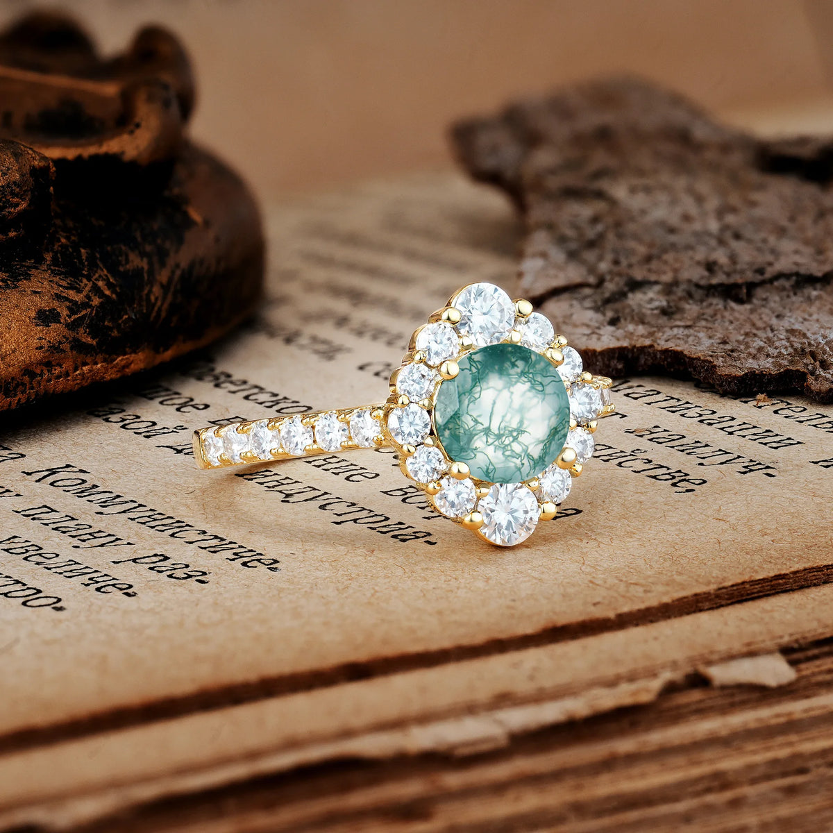 Unique Pavé Setting, Luxurious 4-Prong Round Cut Moss Agate Engagement Ring