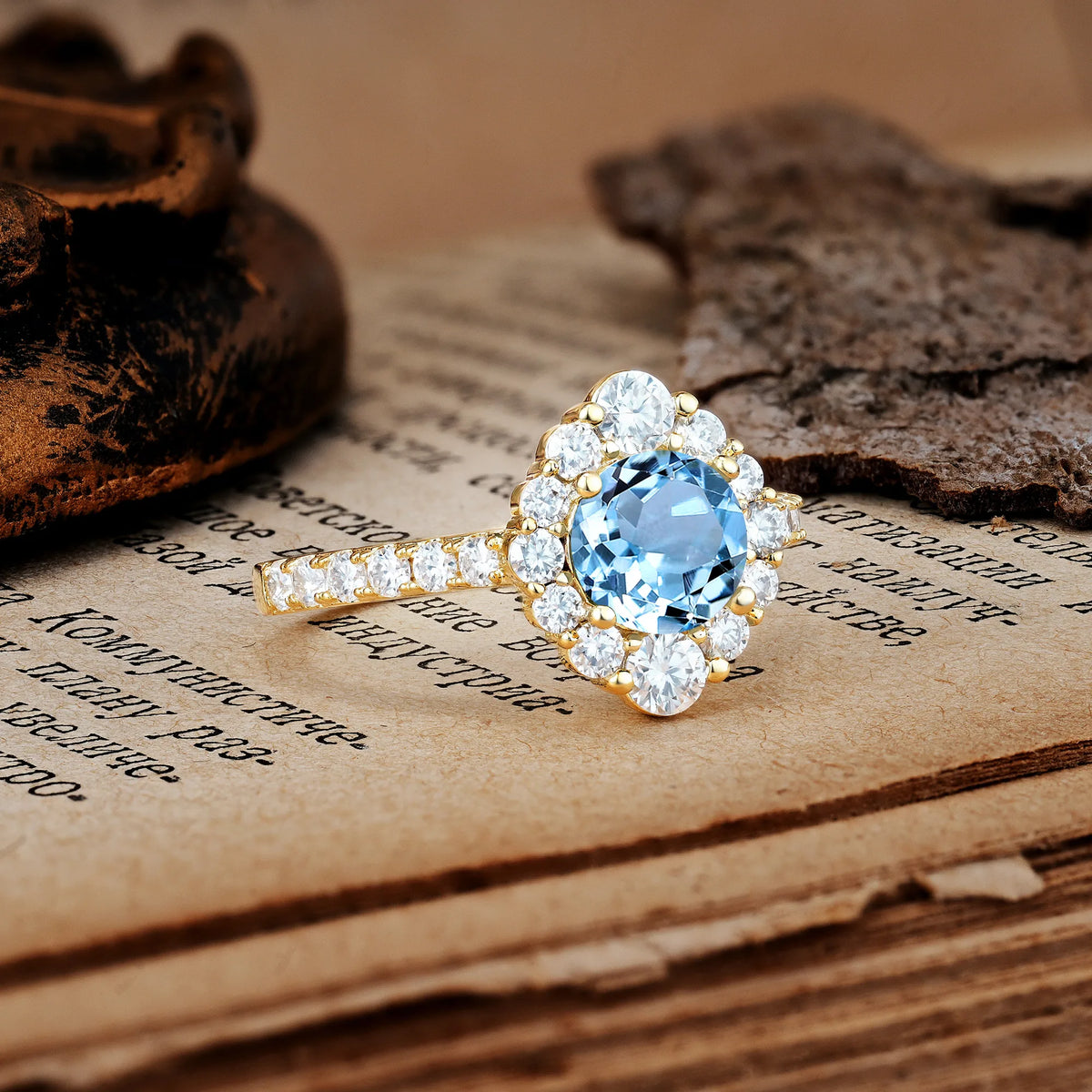 Unique Pavé Setting, Luxurious 4-Prong Round Cut Aquamarine Engagement Ring