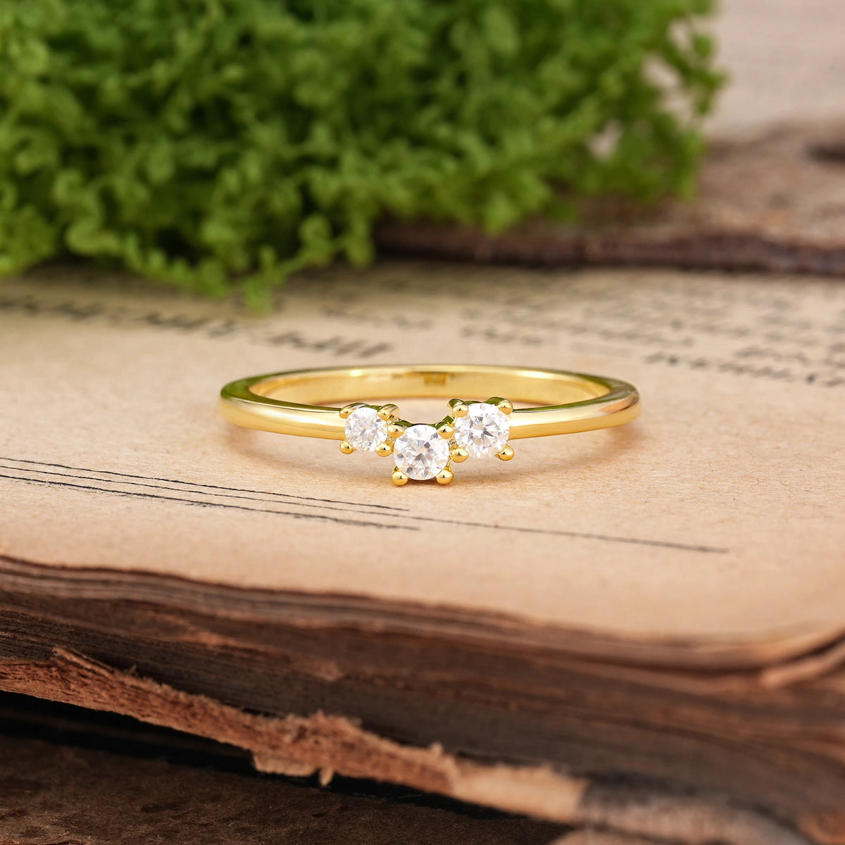 Round Cut Moissanite Minimalist Classic 4 Prong Three stones Wedding Ring