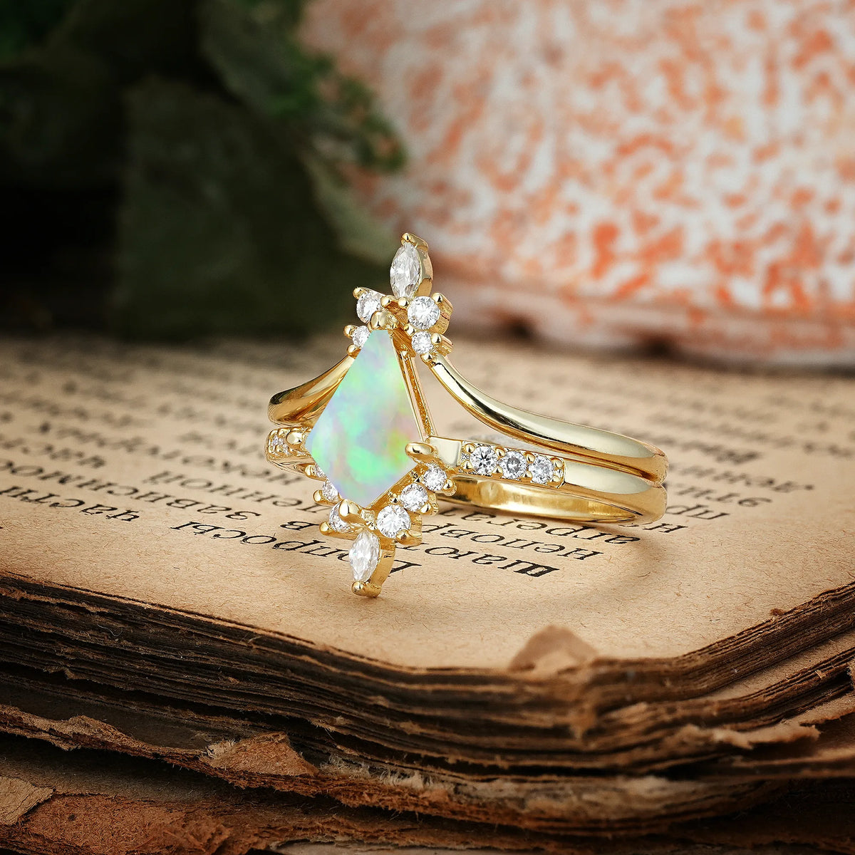 Luxurious Classic 4-Prong Kite Cut Fire Opal Bridal Ring Set
