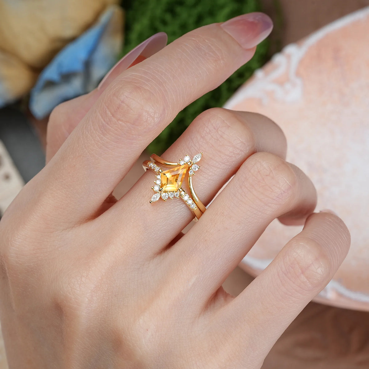 Kite Cut Citrine Luxurious Classic 4-Prong Bridal Ring Set