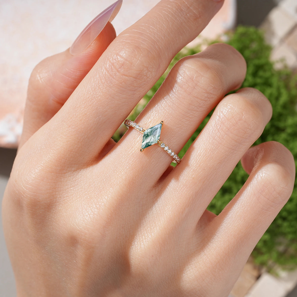 Kite Cut Moss Agate Minimalist 4 Prong Promise Ring