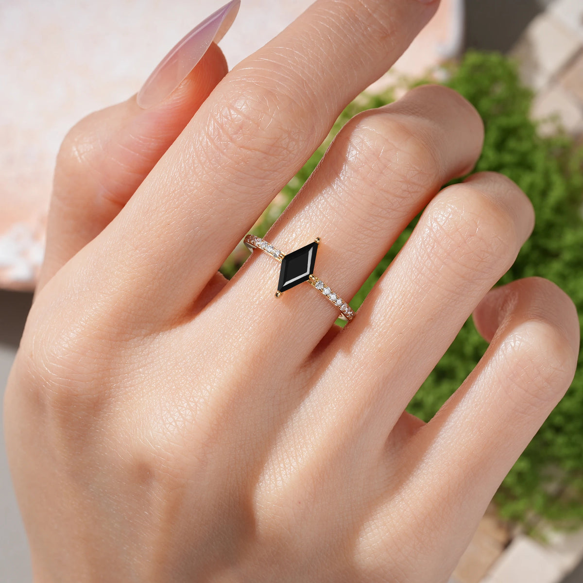 Kite Cut Black Onyx Minimalist 4 Prong Promise Ring