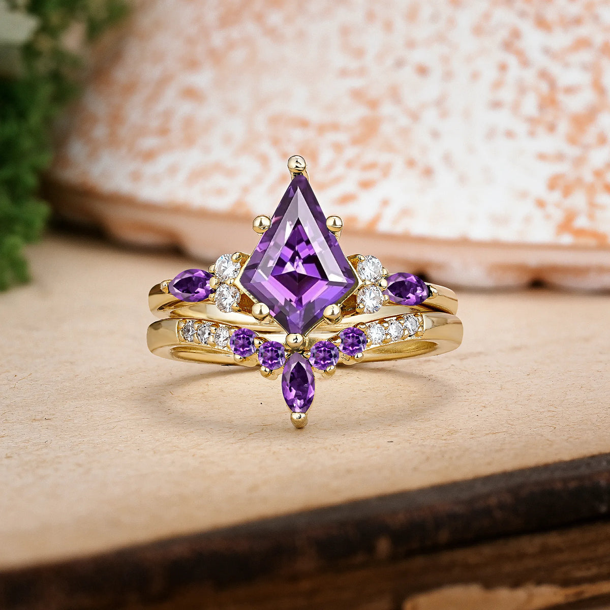Kite Cut Amethyst Luxurious 5-Prong Bridal Ring Set