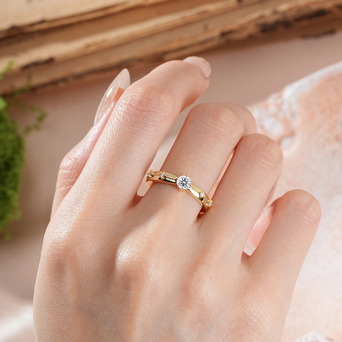 Round Cut Lab Diamond Simply Luxurious 4-Prong Wedding Ring