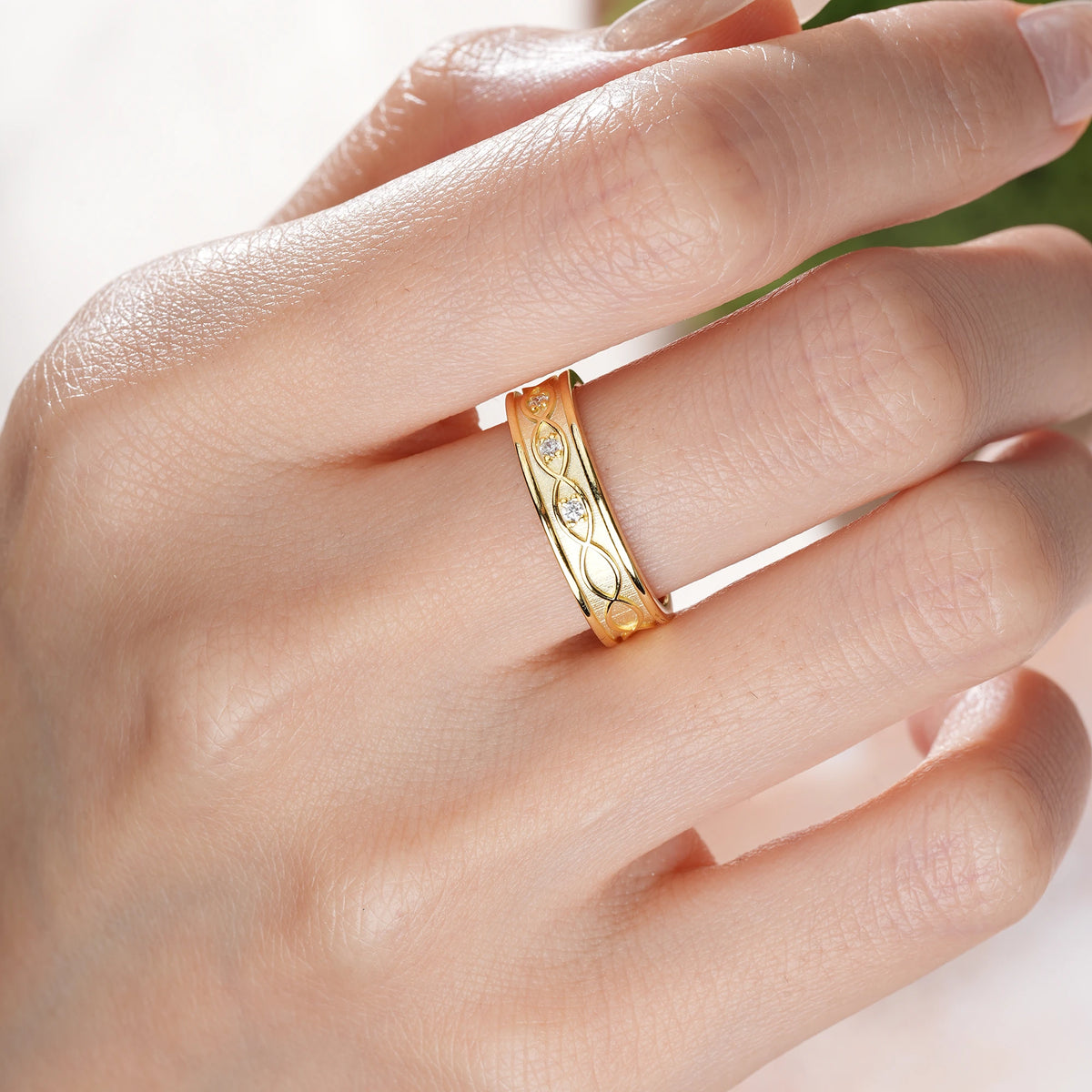 Moissanite Classic Luxury Men's Wedding Ring