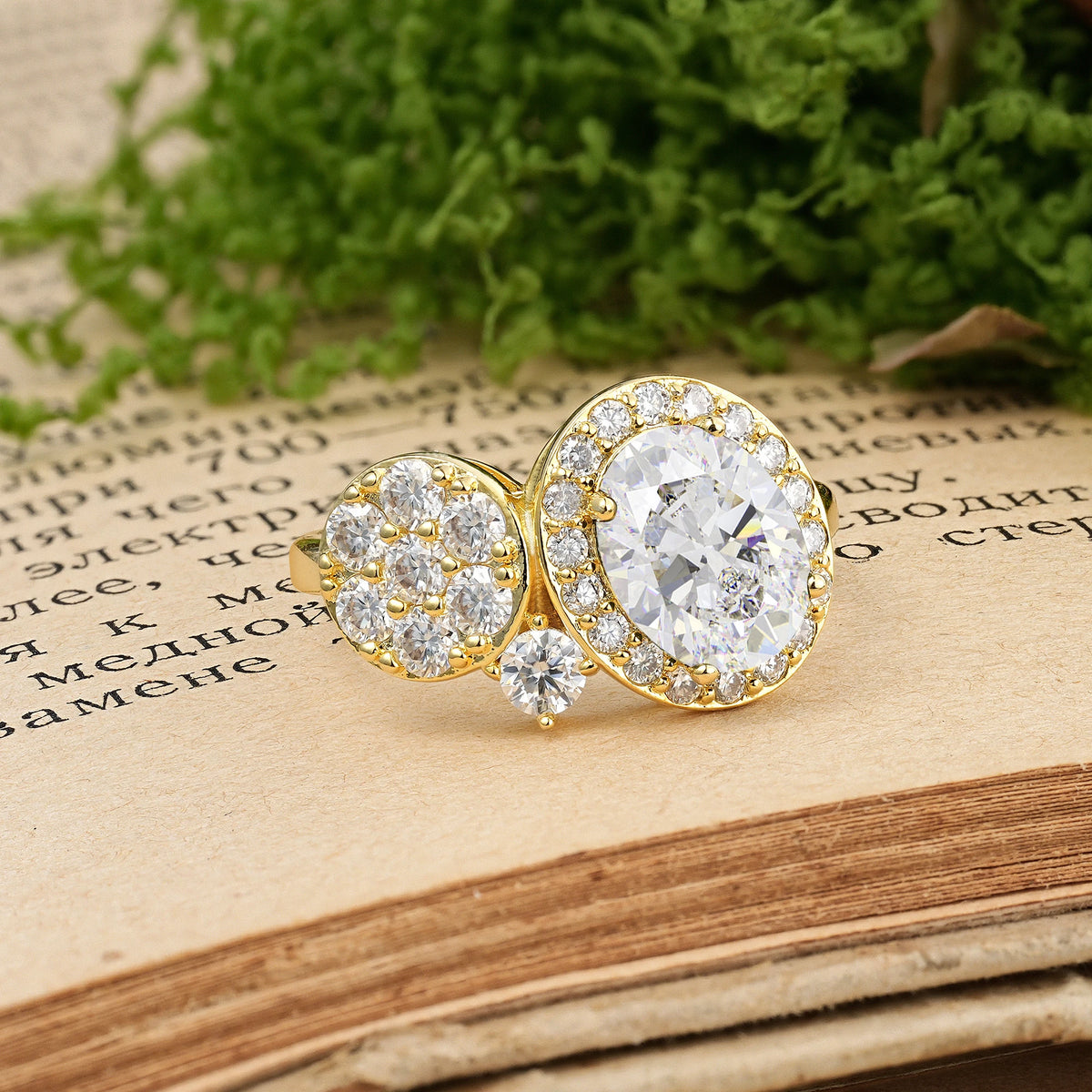Oval Cut Moissanite Unique 4-Prong Promise Ring