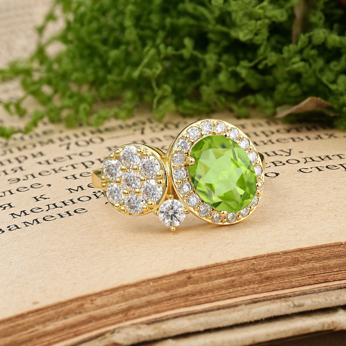 Oval Cut Peridot Unique 4-Prong Promise Ring