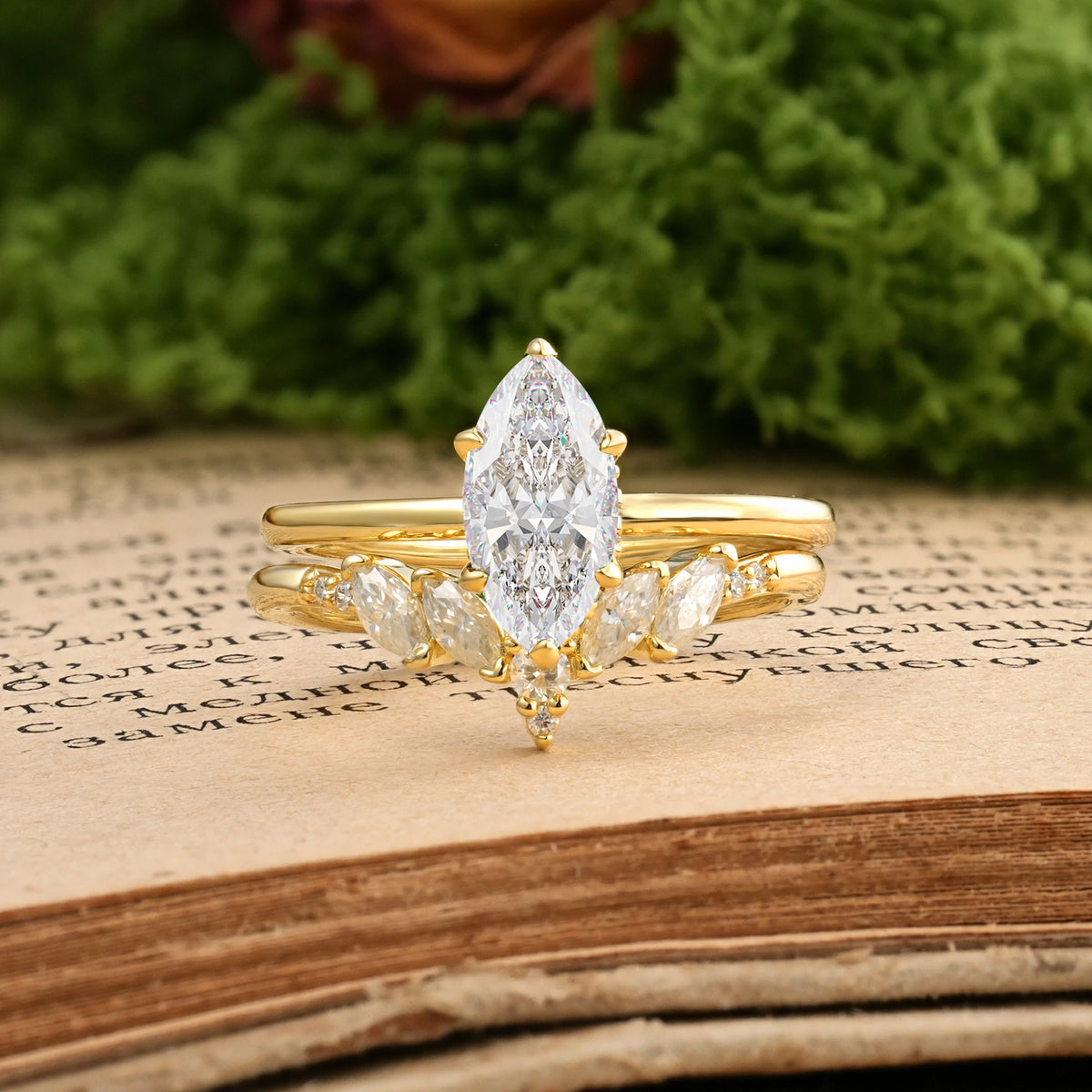 Marquise Cut Moissanite Classic, Luxurious 6-Prong Bridal Ring Set
