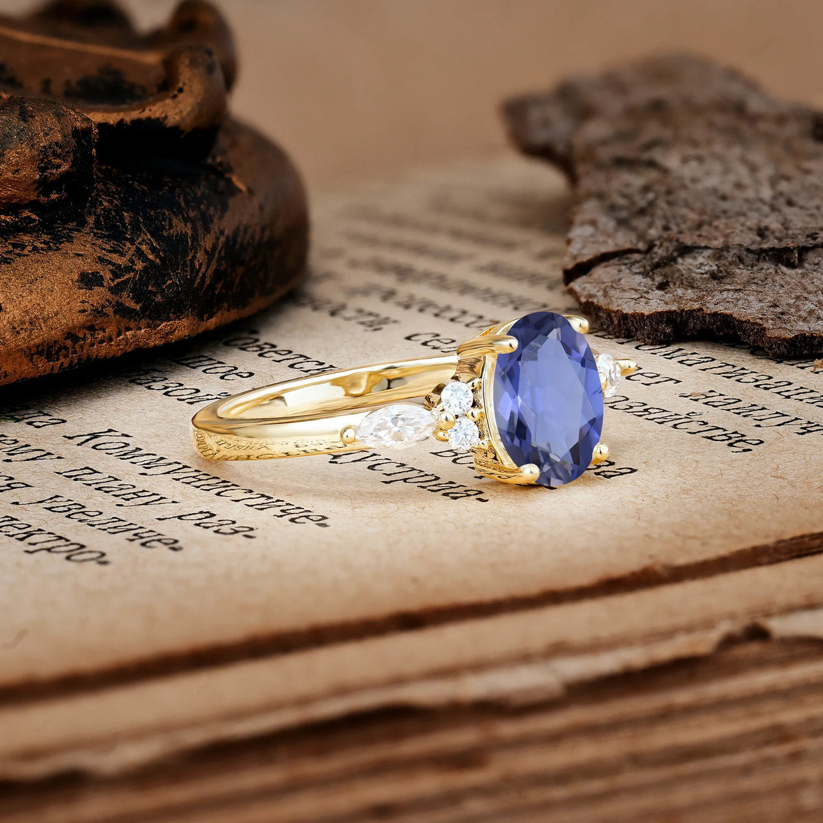 Classic and Luxurious 4-Prong Oval Cut Tanzanite Engagement Ring