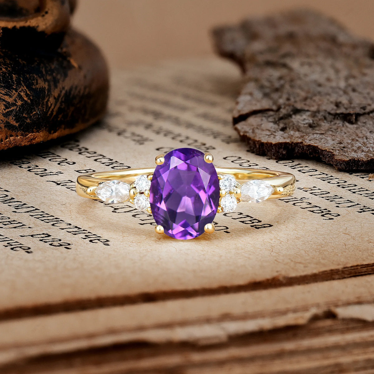 Classic and Luxurious 4-Prong Oval Cut Amethyst Engagement Ring