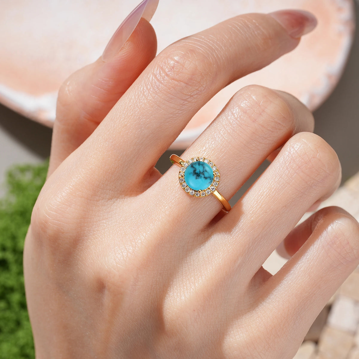 Round Cut Turquoise Luxurious 4-Prong Engagement Ring