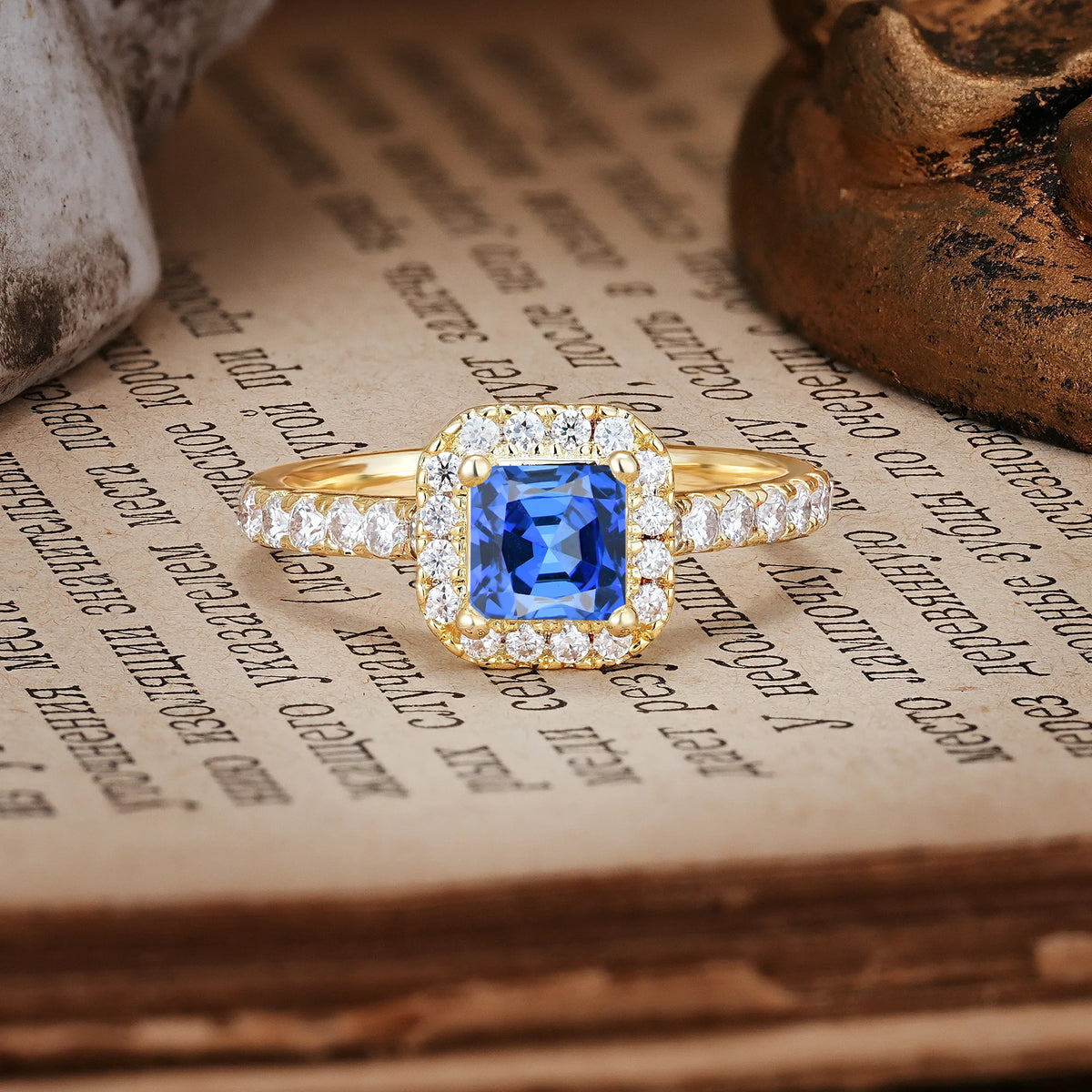 Unique and Minimalist 6-Prong Round Cut Sapphire Engagement Ring