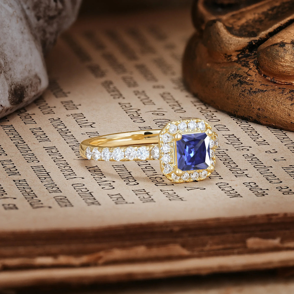 Unique and Minimalist 6-Prong Round Cut Tanzanite Engagement Ring
