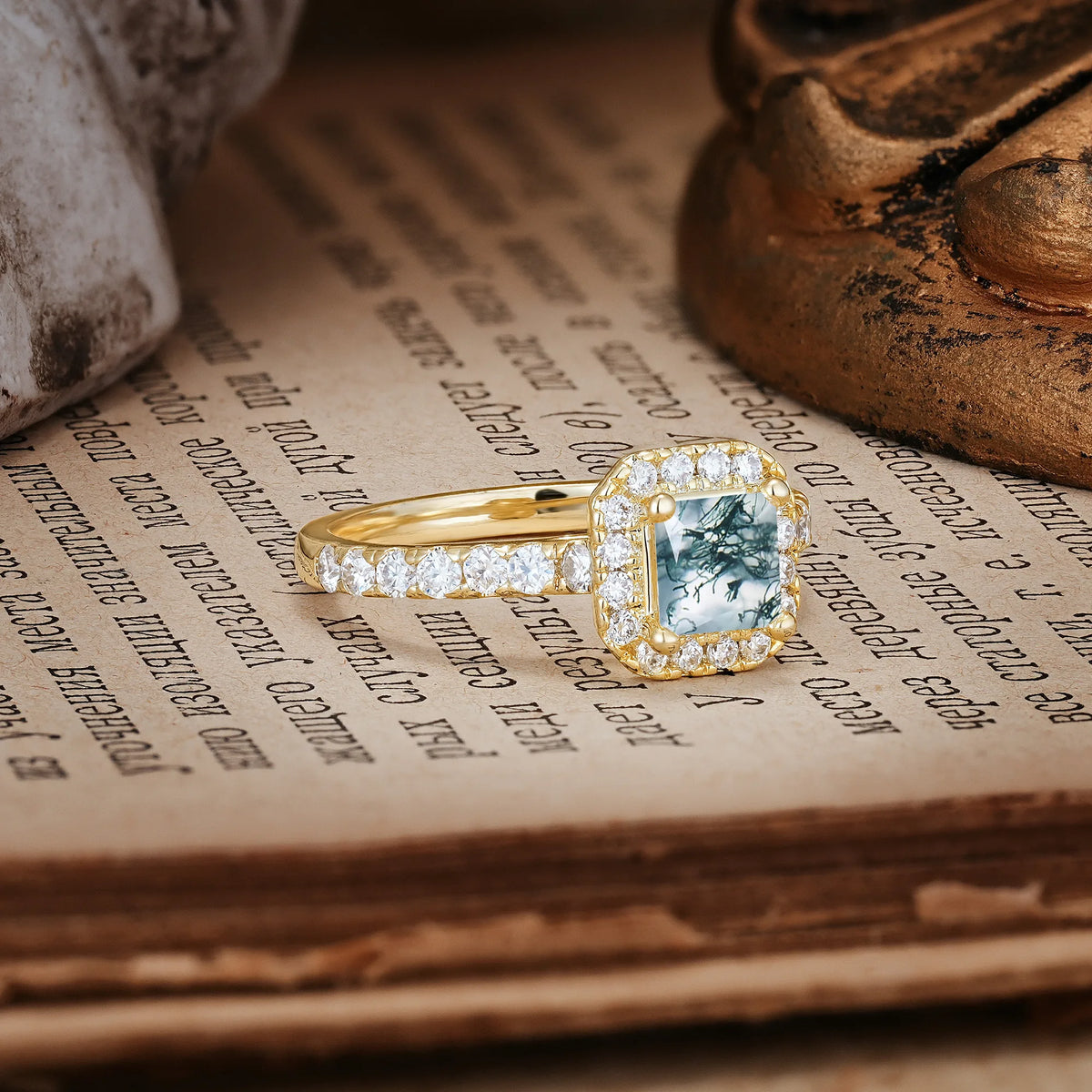 Unique and Minimalist 6-Prong Round Cut Moss Agate Engagement Ring