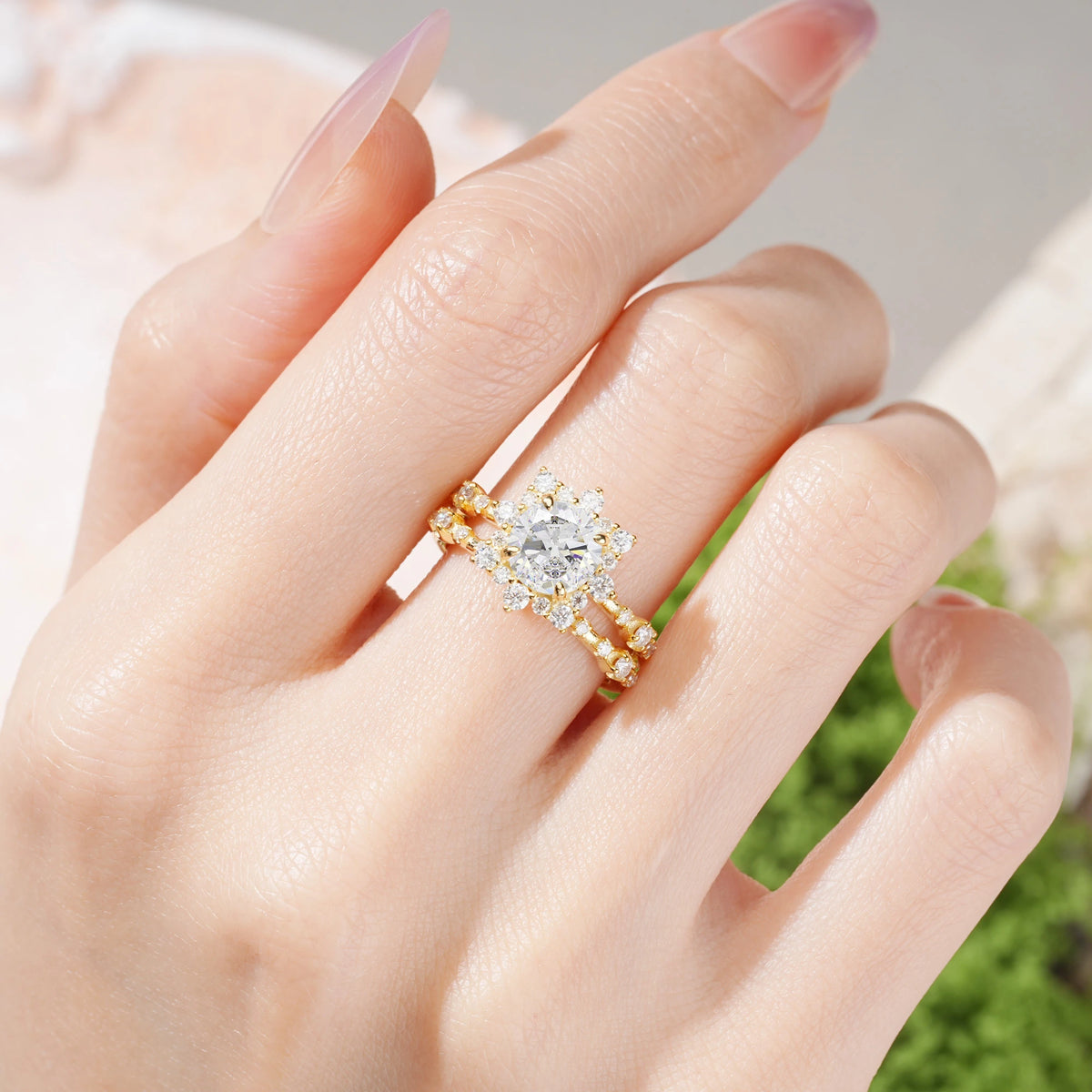Round Cut Moissanite Rainbow Flash Floral Halo Twisted Arm Mini Accent Bridal Ring Set